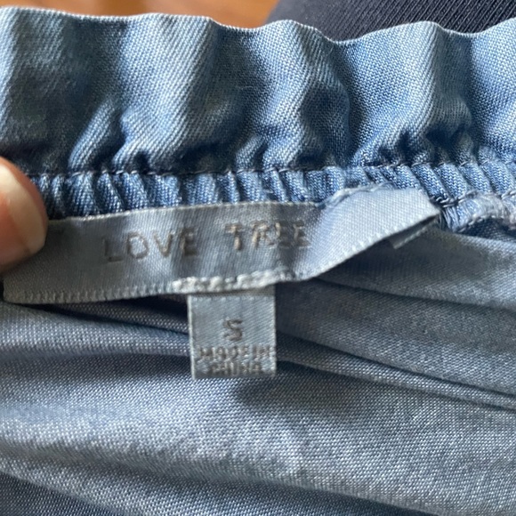 NWOT Cute blue crop top - Picture 3 of 4